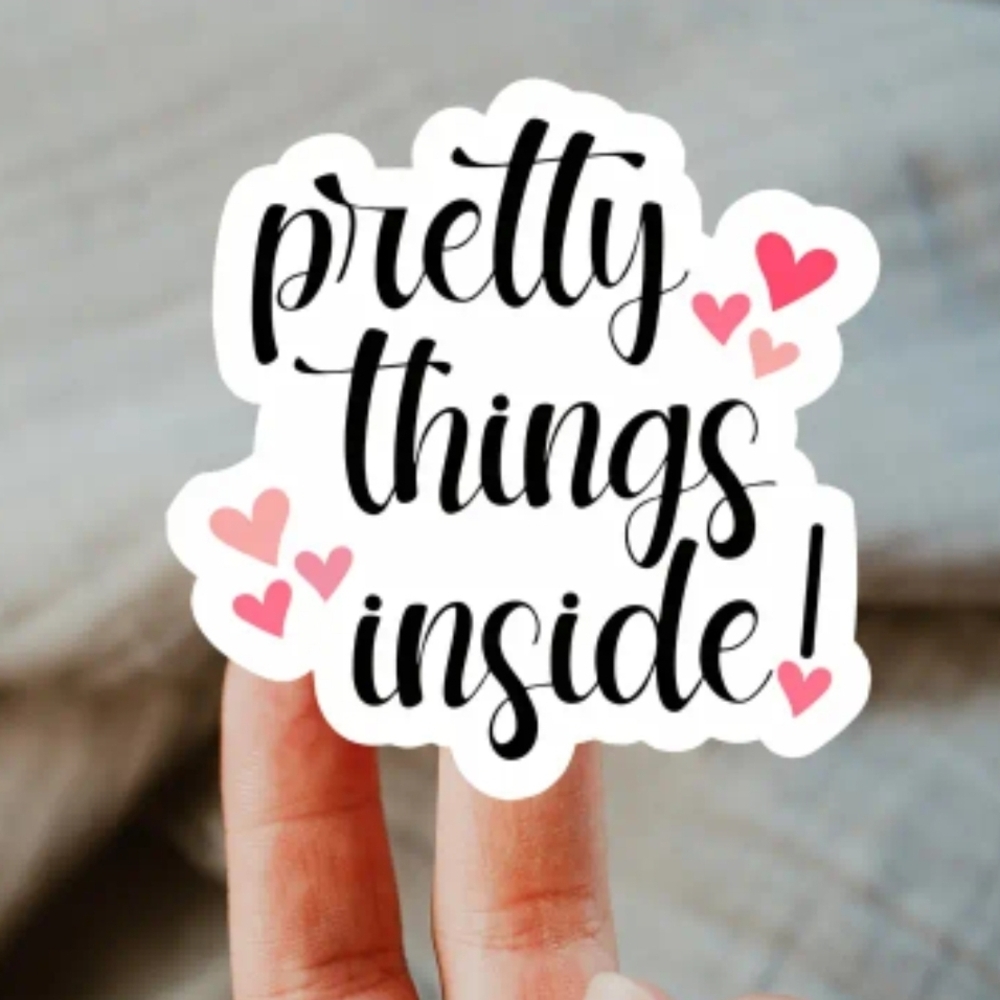 Roll Of 200 'Pretty Things Inside' Stickers